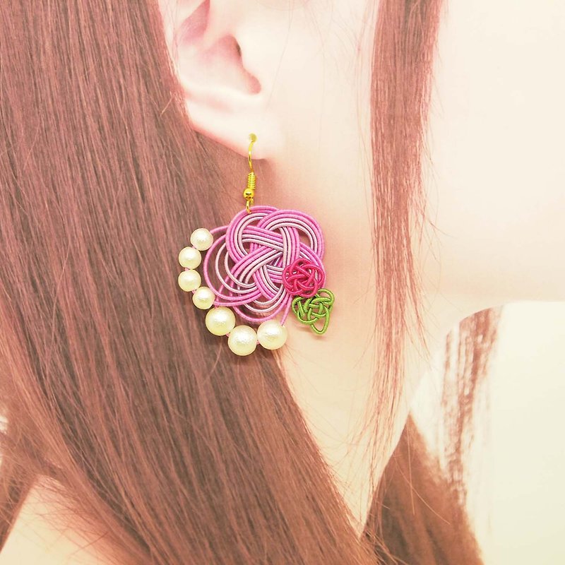 日式耳環/ mizuhiki /和諧-和 /赤紫色蝴蝶 - 耳環/耳夾 - 紙 紫色