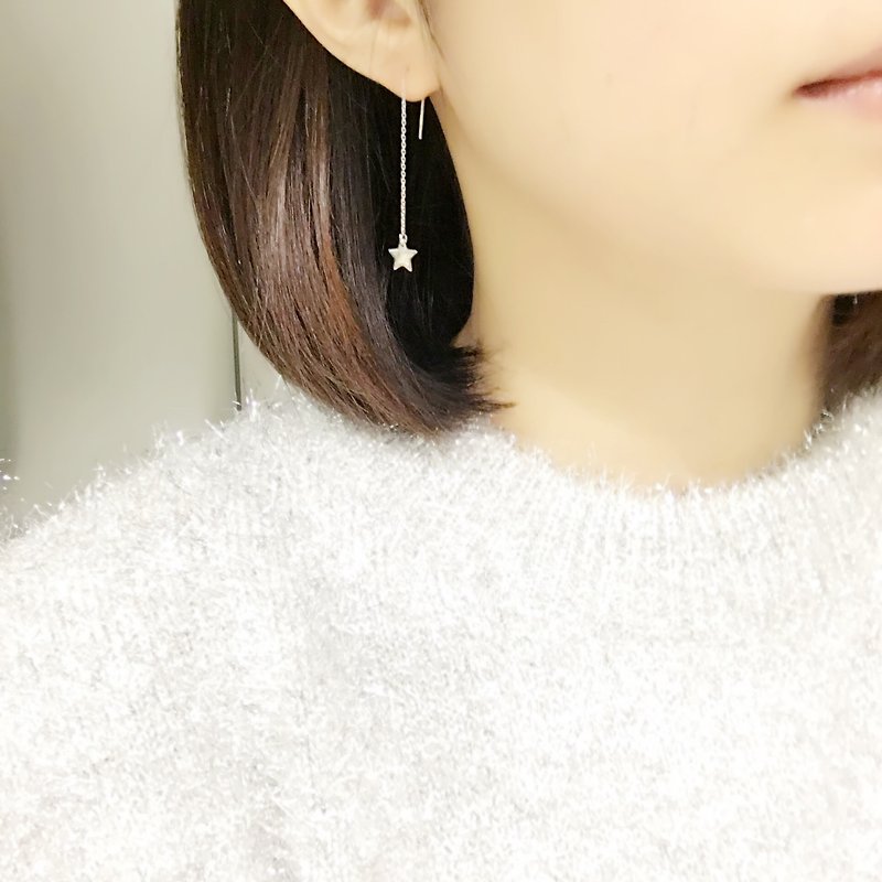 S925 sterling silver earrings eternal little stars electroless anti-allergy attached silver silver cloth, silicone earplugs - ต่างหู - โลหะ สีเงิน