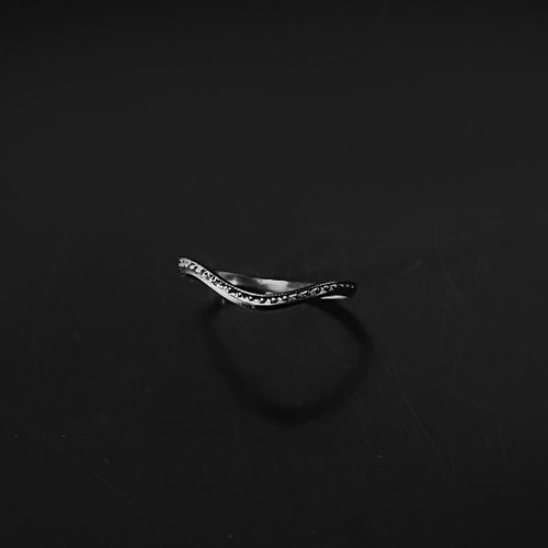 One Dimple 單窩 : 純銀 k金珠寶設計與訂製 凹曲線線戒戒指 925銀