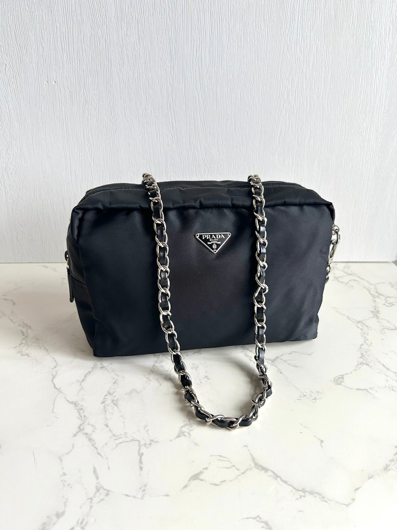 絕版中古包 Prada 黑色經典單肩包 側背包 古董包 斜背包 復古包 - 側背包/斜背包 - 真皮 黑色