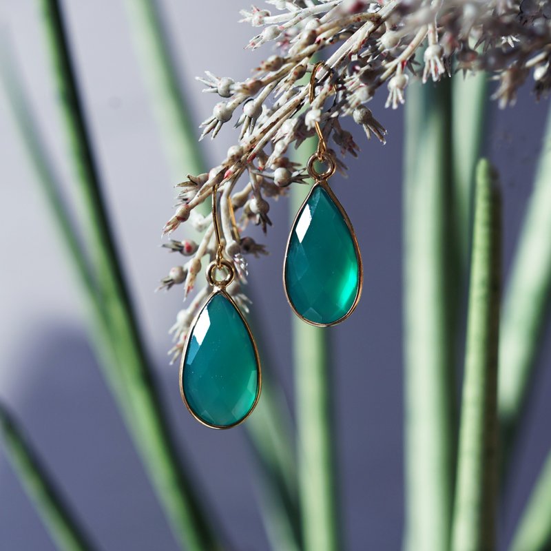 綠瑪瑙包鑲耳環 醫療級不鏽鋼 常盤色 - 耳環/耳夾 - 寶石 綠色