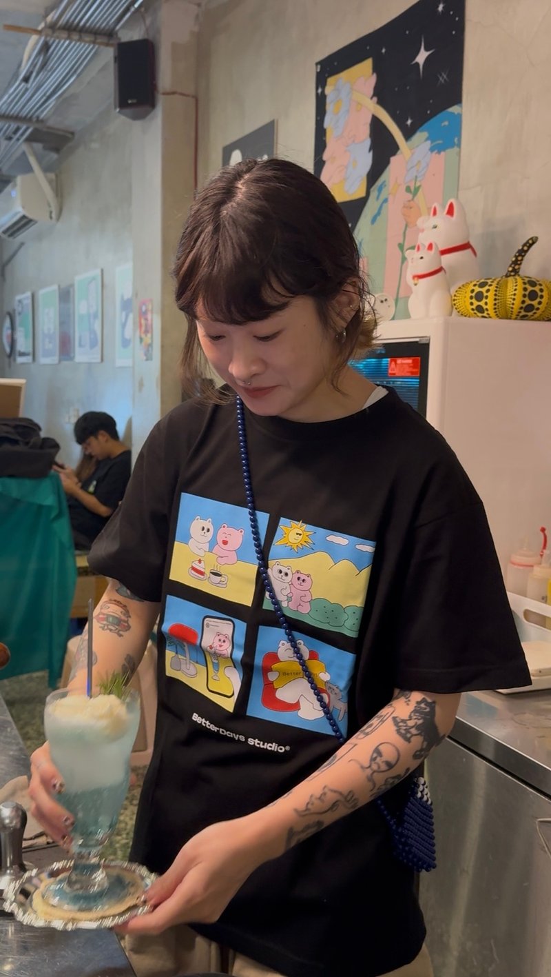 100%純棉插畫短袖TEE【一起出去玩】 - 男 T 恤 - 棉．麻 黑色