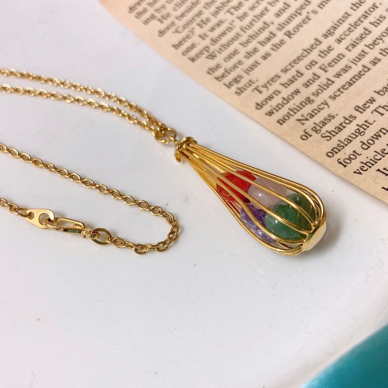 【西洋古董飾品】天然水晶 粉晶東菱玉金花邊墜飾 優雅精美項鍊 - 項鍊 - 貴金屬 多色