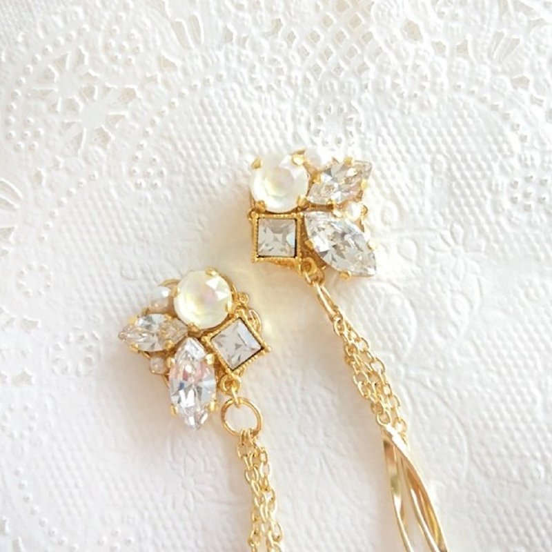Crystal and wave tassel earrings, earrings - ต่างหู - โลหะ สีทอง