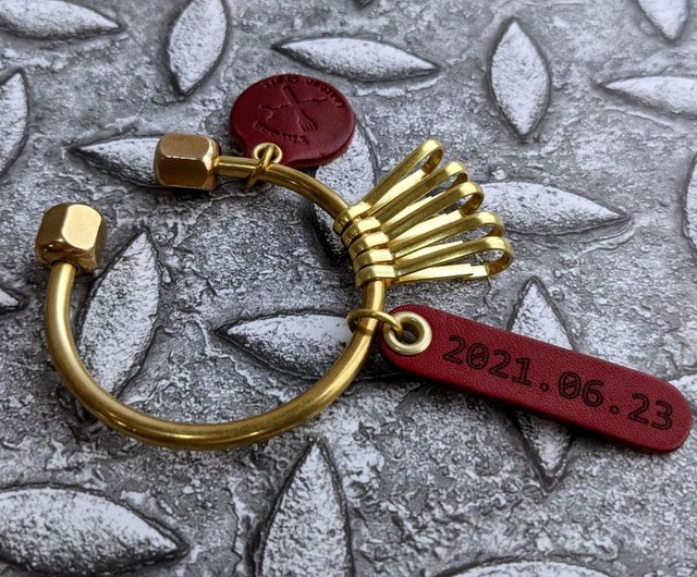 Leather key ring pure Bronze double-layer model [free laser engraving]  Valentine's Day gift graduation gift - Shop throne Keychains - Pinkoi