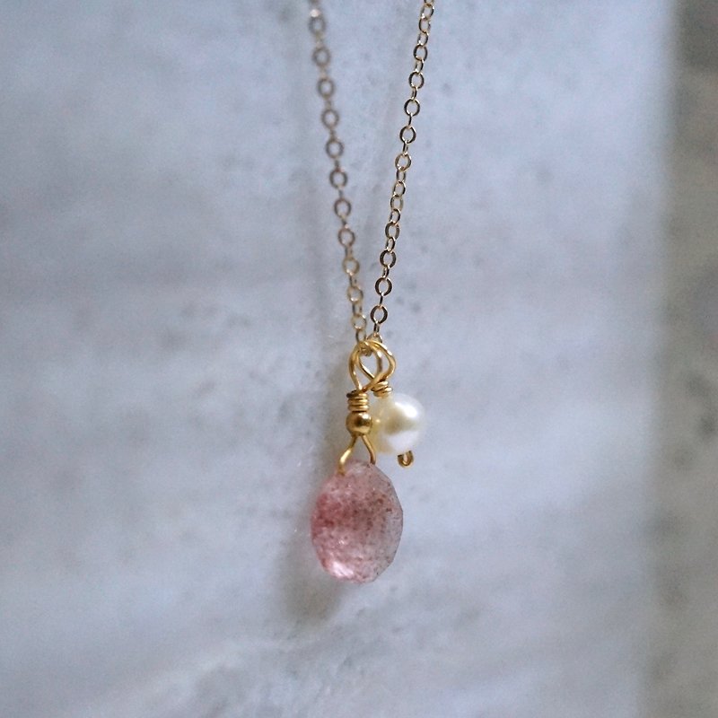 ITS-N107 [Double Gemstone·14kgf Necklace] Strawberry Crystal Pearl Necklace - Necklaces - Semi-Precious Stones Pink
