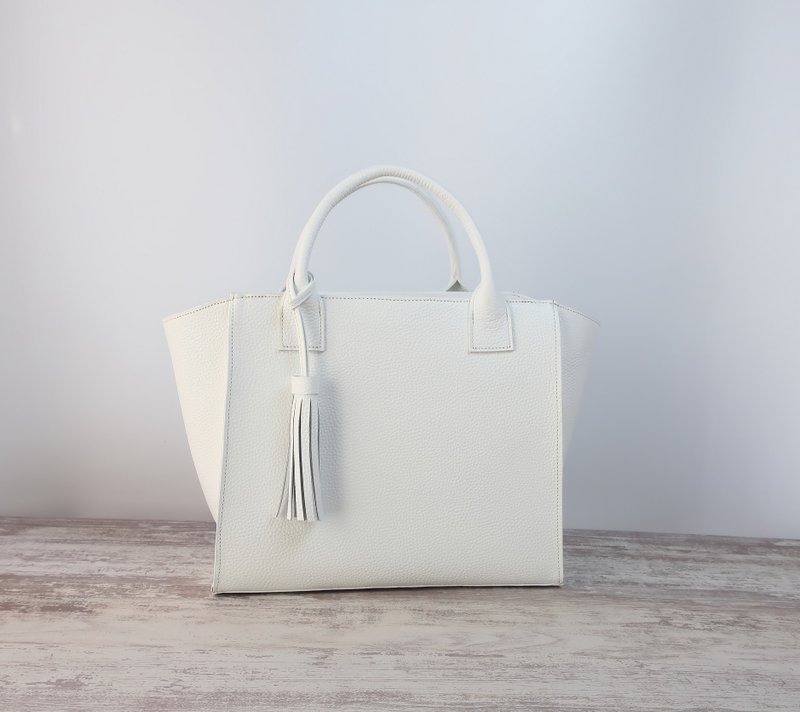 ボヤージュbag・Mサイズ・内かぶせver・ホワイト・シュリンクレザー・受注製作 - 手提包/手提袋 - 真皮 白色