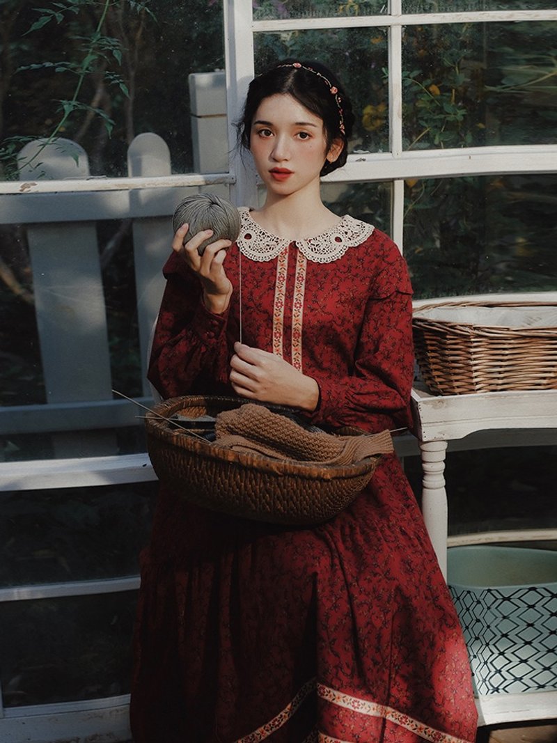 Sugar Coat / Mori-Kei Pastoral Court Dress - ชุดเดรส - วัสดุอื่นๆ สีแดง