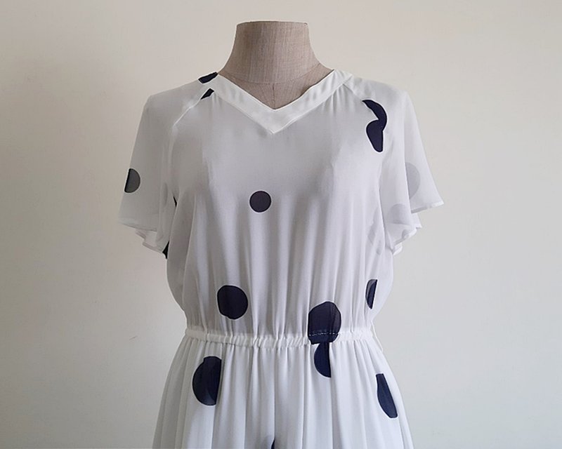 Vintage White Black Polka Dot Dress - ชุดเดรส - เส้นใยสังเคราะห์ ขาว