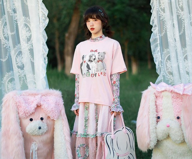 【絶版品】 牛ビキニ ピンク　刺繍パッチ 絶版品】 牛ビキニ ピンク 刺繍パッチ