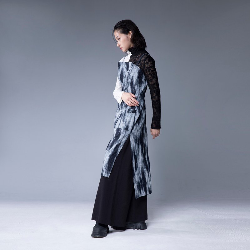 Aman No.71 細肩帶平安符咒魔女洋3號 藍白渲染款 - 洋裝/連身裙 - 其他材質 