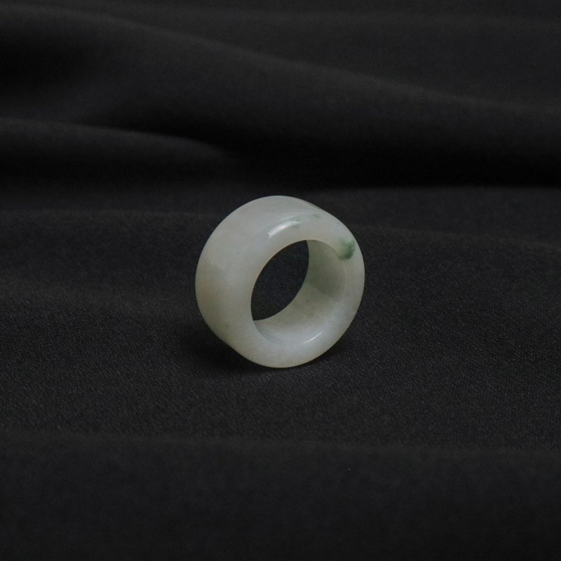 氣勢磅礡 x 天然緬甸冰種翡翠扳指 l 天然翡翠 l 戒指 - 戒指 - 玉石 