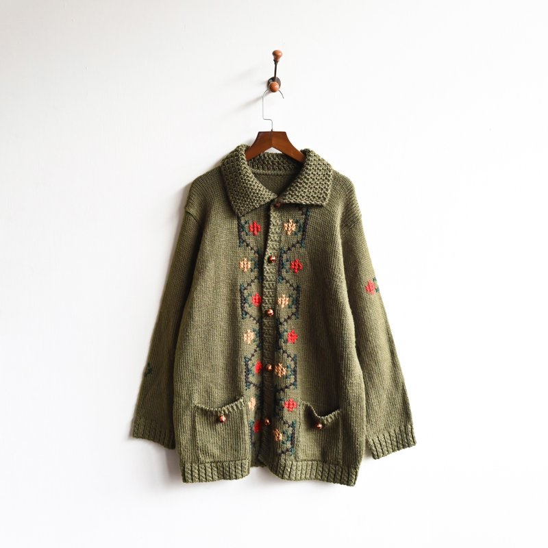 【蛋植物古著】森雅精靈線繡開襟古著毛衣 - 女裝毛衣/針織衫 - 其他人造纖維 綠色