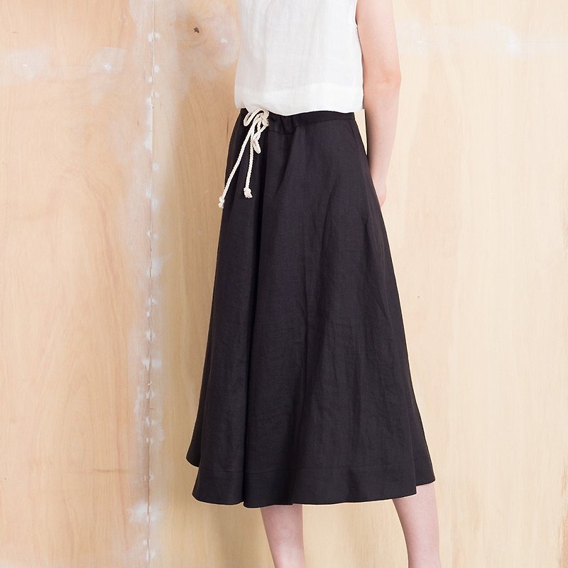 The same type of edge draw skirt - กระโปรง - ผ้าฝ้าย/ผ้าลินิน 