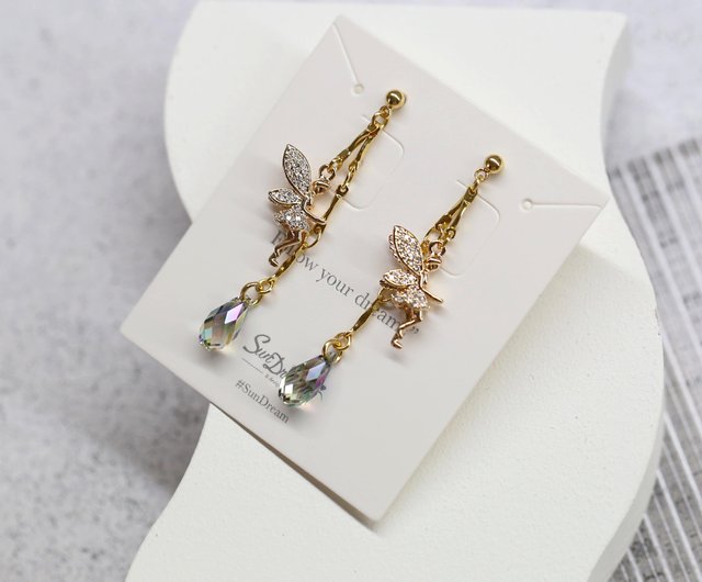 Peter pan earrings deals