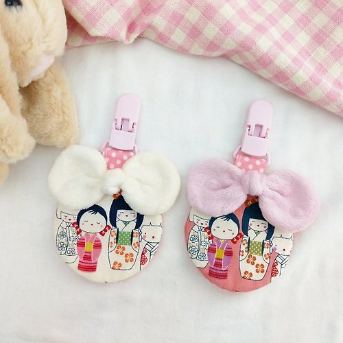 QQ rabbit 手工嬰幼兒精品 彌月禮盒 和服娃娃-2色可選。圓形平安符袋 (可繡名字)