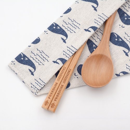 芬多森林 台灣檜木環保筷組-鯨魚海洋款|可刻中英字專屬個人的餐具方便攜帶