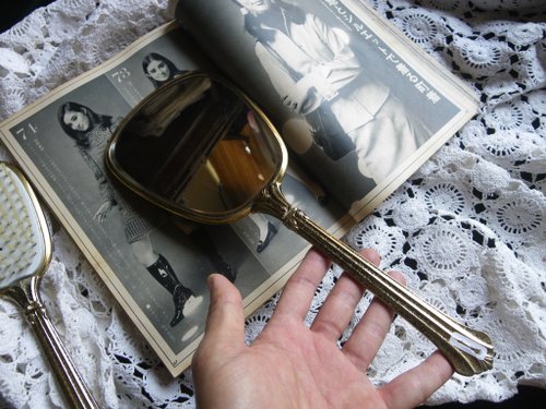 昔】カナダ製初期のハンドミラー＋ヘアボールブラシセット - ショップ