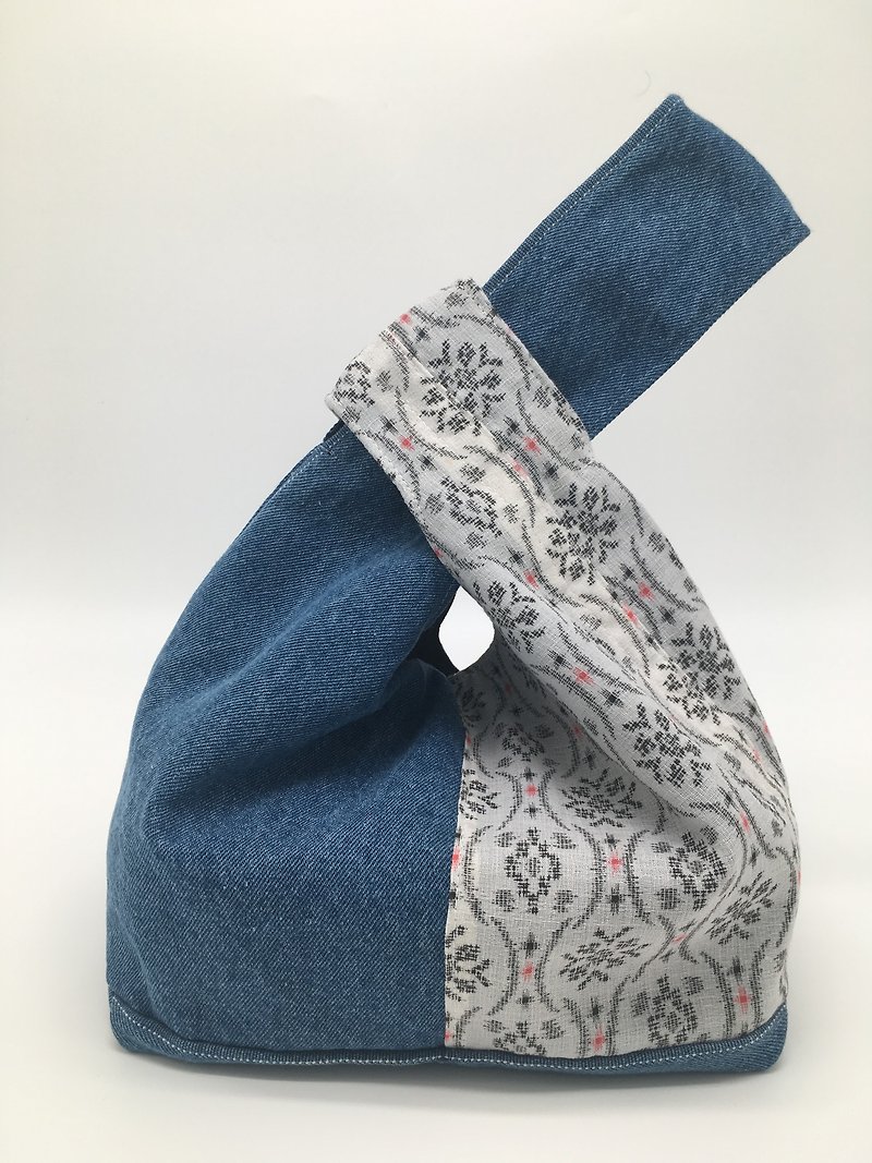 Knot Lunch Box Bag - กล่องข้าว - ผ้าฝ้าย/ผ้าลินิน สีน้ำเงิน