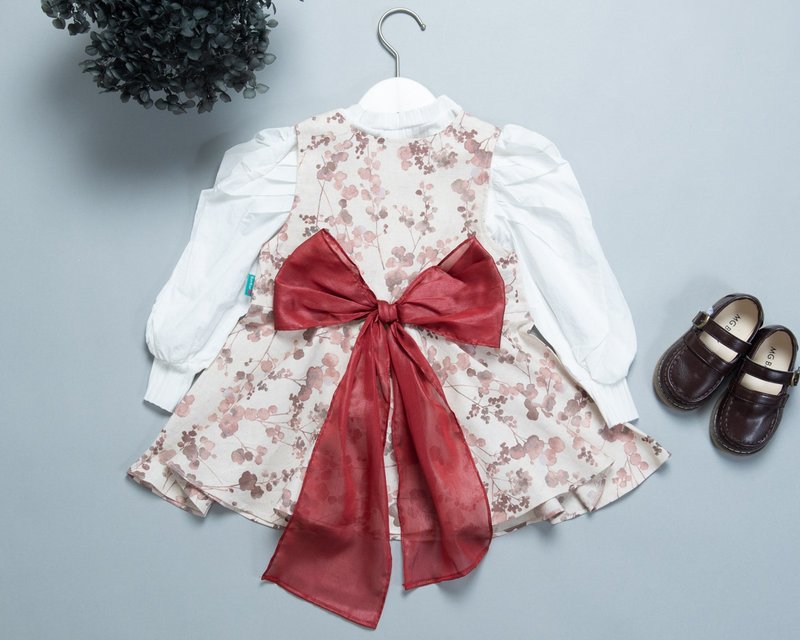 Small v shoulder buckle dress-flower 55 girl dress - Skirts - Cotton & Hemp White