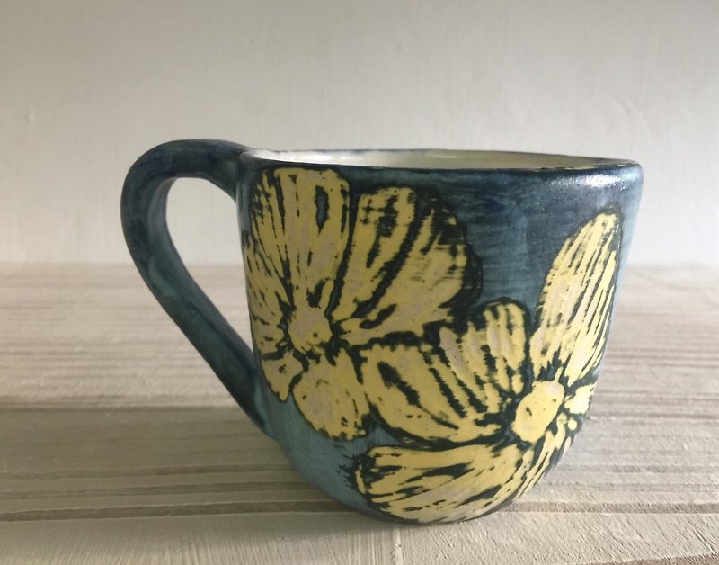 Pop impression Poppy flowers series - white porcelain coffee cup _ pottery mug - Mugs - Porcelain Blue