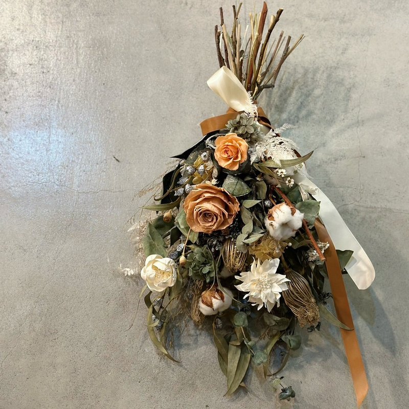 [Meet Eternity] Soft Orange Wind Dry Eternal Life Hand-tied Flowers Only for self-pickup - Dried Flowers & Bouquets - Plants & Flowers 