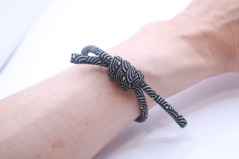 Handmade in Japan – Japanese-Style Accessory - Bracelets - Cotton & Hemp Black
