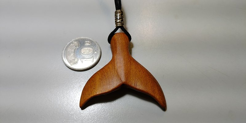 Taiwan Xiao Nanmu Handmade Whale Tail Necklace (Phoebe) B - Necklaces - Wood 