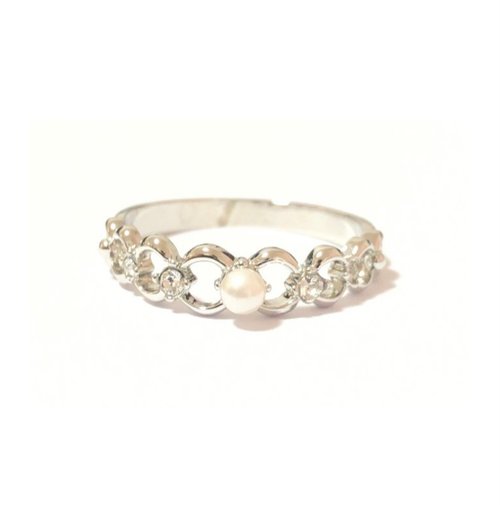 Okamoto Jewelry Pearl & Crystal Ring