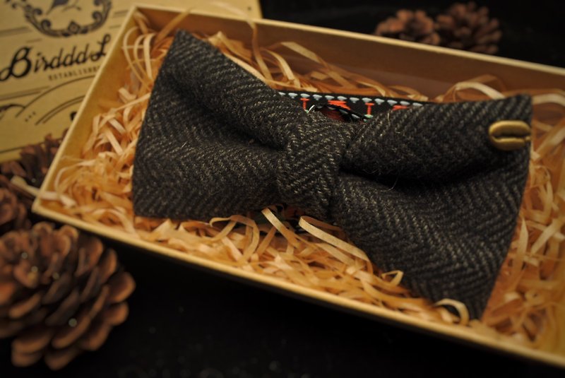 Original handmade retro coffee bean bow tie dark gray texture herringbone wool fabric swing ball gift - หูกระต่าย/ผ้าพันคอผู้ชาย - ขนแกะ สีเทา