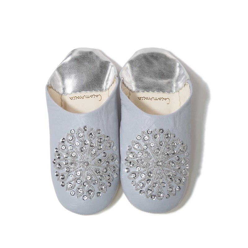 soft gray & silver / moroccan Leather babouche Slippers / High quality odourless - รองเท้าแตะในบ้าน - หนังแท้ สีเทา