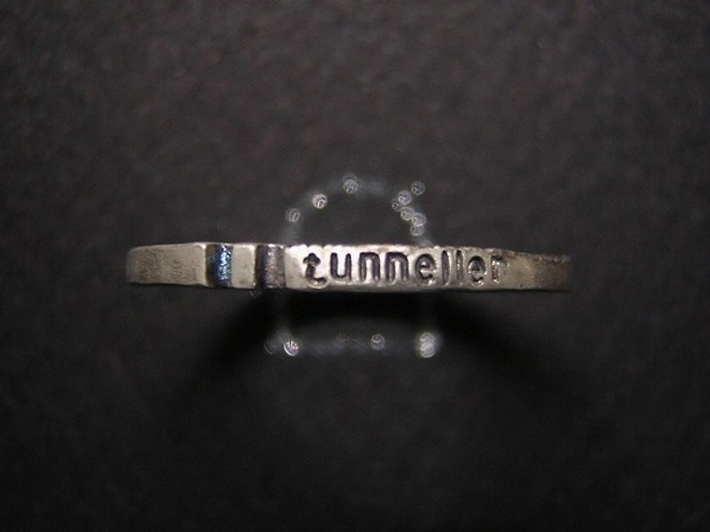 tunneller ( mille-feuille ) ( engraved stamped message sterling silver jewelry rabbit ring 兔 兔子 兔虫 隧道 刻印 雕刻 銀 戒指 指环 ) - แหวนทั่วไป - โลหะ 