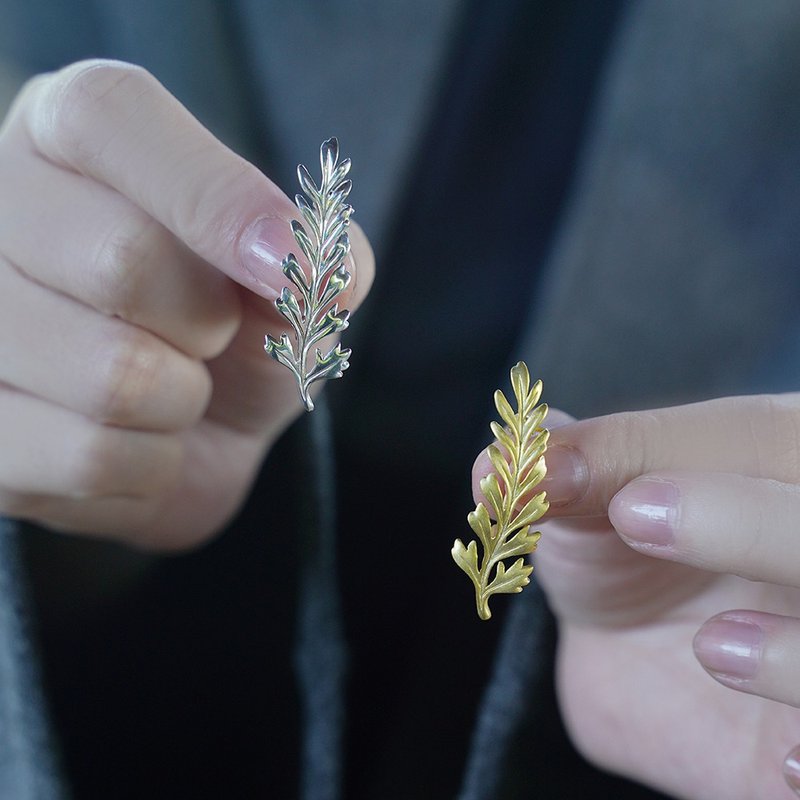 FOREST LETTER 蕨系列胸針 設計師出品男女可用胸花 S925金色/銀 - 胸針 - 銀 