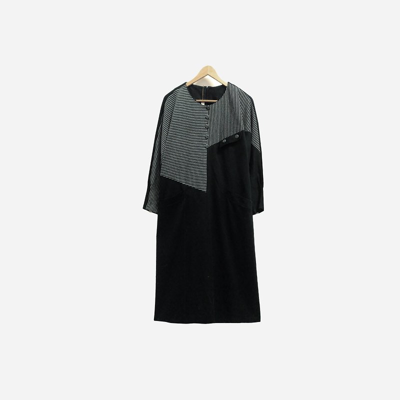 Dislocated ancient / line geometry double pocket dress no.394 vintage - One Piece Dresses - Polyester Black
