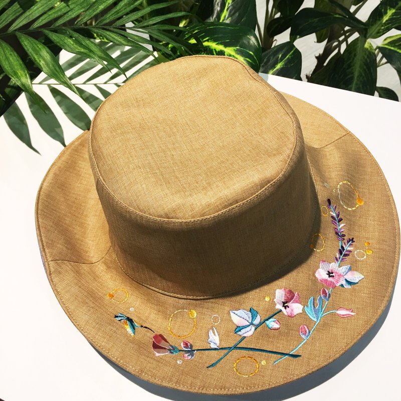 humming 淑女帽 白日夢 /卡其 精梳厚棉布 刺繡帽  雙面帽 情人節 - 帽子 - 繡線 多色