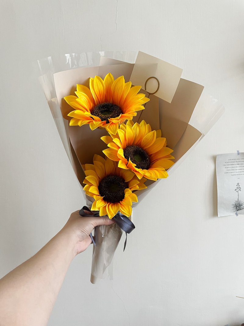 Sunflower Graduation Bouquet Simulation Bouquet with Blank Photo Card to Write Congratulatory Message - Dried Flowers & Bouquets - Plants & Flowers Yellow