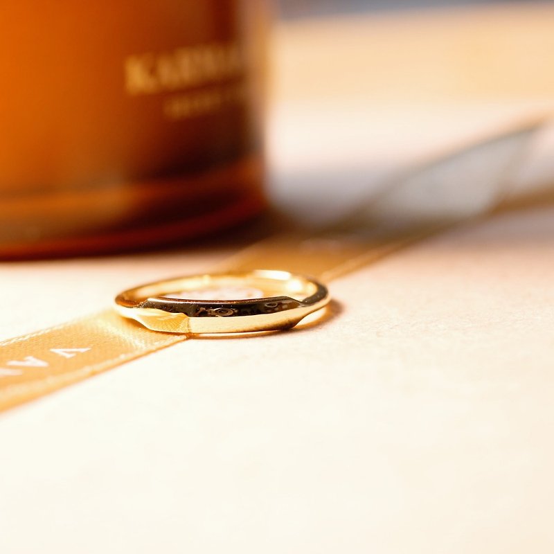 Signature Ring แหวนทองคำแท้ 9K แหวนนิ้วก้อย สลักตัวอักษรได้ - แหวนทั่วไป - เครื่องประดับพลอย สีทอง
