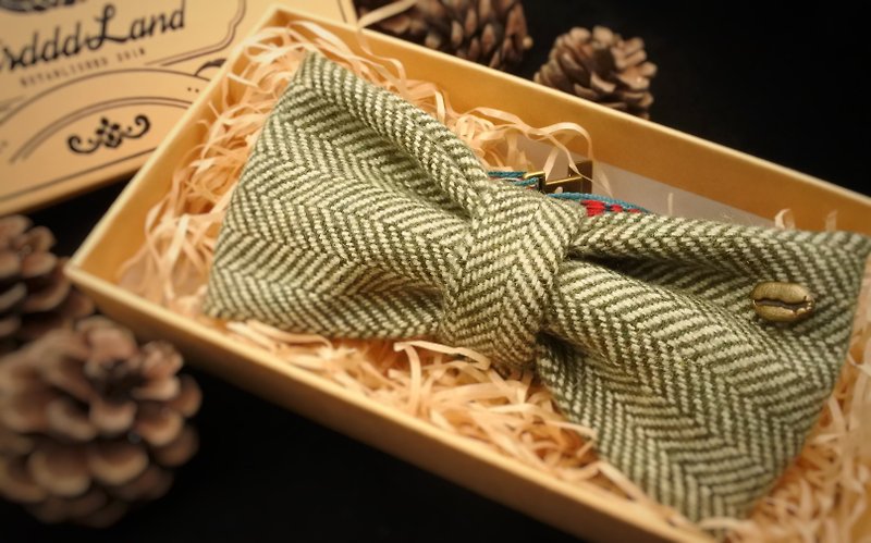Original handmade retro coffee bean bow tie green white character pattern texture wool fabric swing ball gift - หูกระต่าย/ผ้าพันคอผู้ชาย - ขนแกะ สีน้ำเงิน