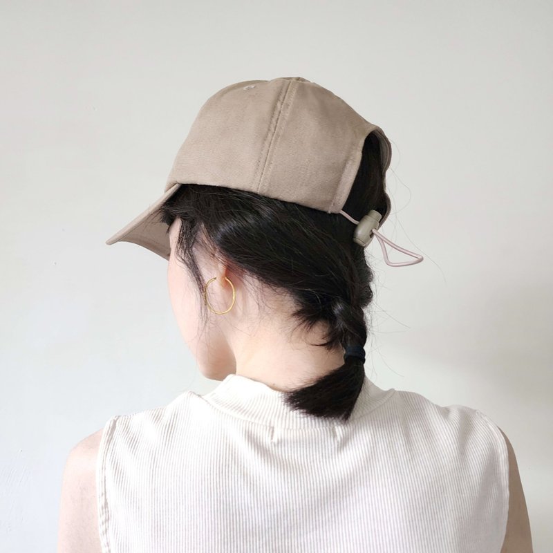 Pull String Baseball Cap Drawstring Adjustable Baseball Cap - Beige - หมวก - ผ้าฝ้าย/ผ้าลินิน 