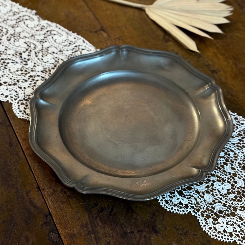 *50491- 迷人法國古董錫盤27cm - 盤子/餐盤/盤架 - 其他金屬 