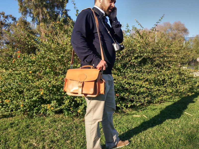Leather Camera Bag Handmade of Full Grain Leather, DSLR Camera Bag. - 相機包/相機袋 - 真皮 咖啡色