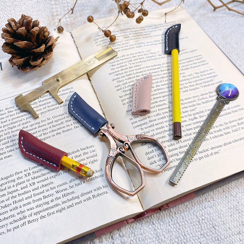 Good temperament. Pen case/ Scissors case - Scissors & Letter Openers - Genuine Leather Multicolor