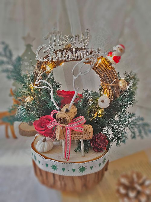 藍芯花藝 ‧ Lanshin Floral Studio 藍芯花藝 聖誕旋轉音樂台 聖誕禮物 交換禮物 聖誕節 聖誕禮盒
