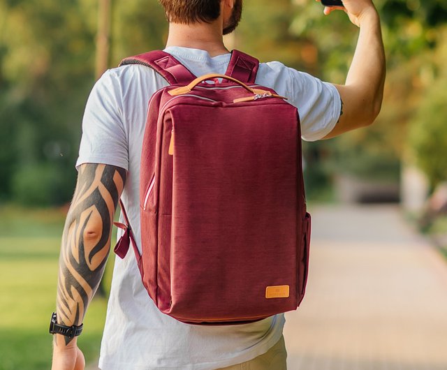 Siena Pro 17 Smart Backpack - Five Colors Available - Red | Work