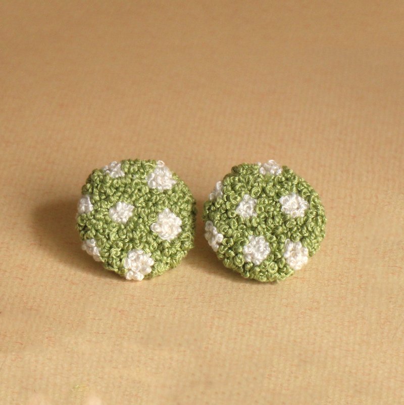 刺繡耳環 201 花草 / 耳夾款 - 耳環/耳夾/耳骨夾 - 繡線 綠色