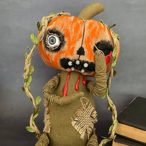 VENERAdoll Pumpkin doll.Creepy cute. Halloween Pumpkin .