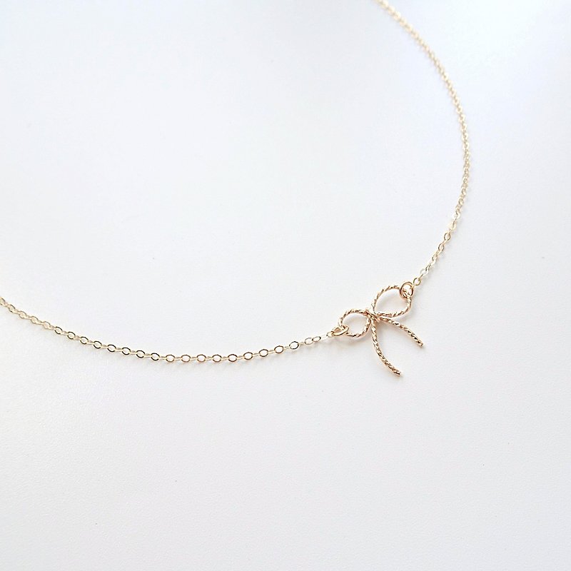 Tiny Bow Knot 14K GF Wire Wrapped Pendant Handmade Dainty Necklace - Necklaces - Other Metals Gold
