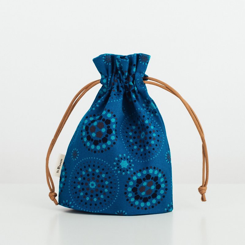 Beam mouth small bag / firework / starry night blue - กระเป๋าเครื่องสำอาง - ผ้าฝ้าย/ผ้าลินิน สีน้ำเงิน