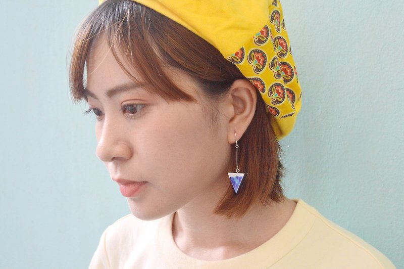 Simple geometric blue white rhombus triangle asymmetric long earrings ear clips hand-painted wooden - ต่างหู - ไม้ สีน้ำเงิน
