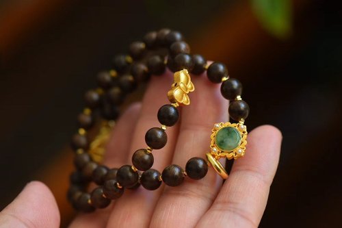 Angel's tears 天使之淚 Jewelry Design 天然沈香珠/沉香珠 翡翠古法銀配飾純銀蝴蝶結設計多圈手串手持fs
